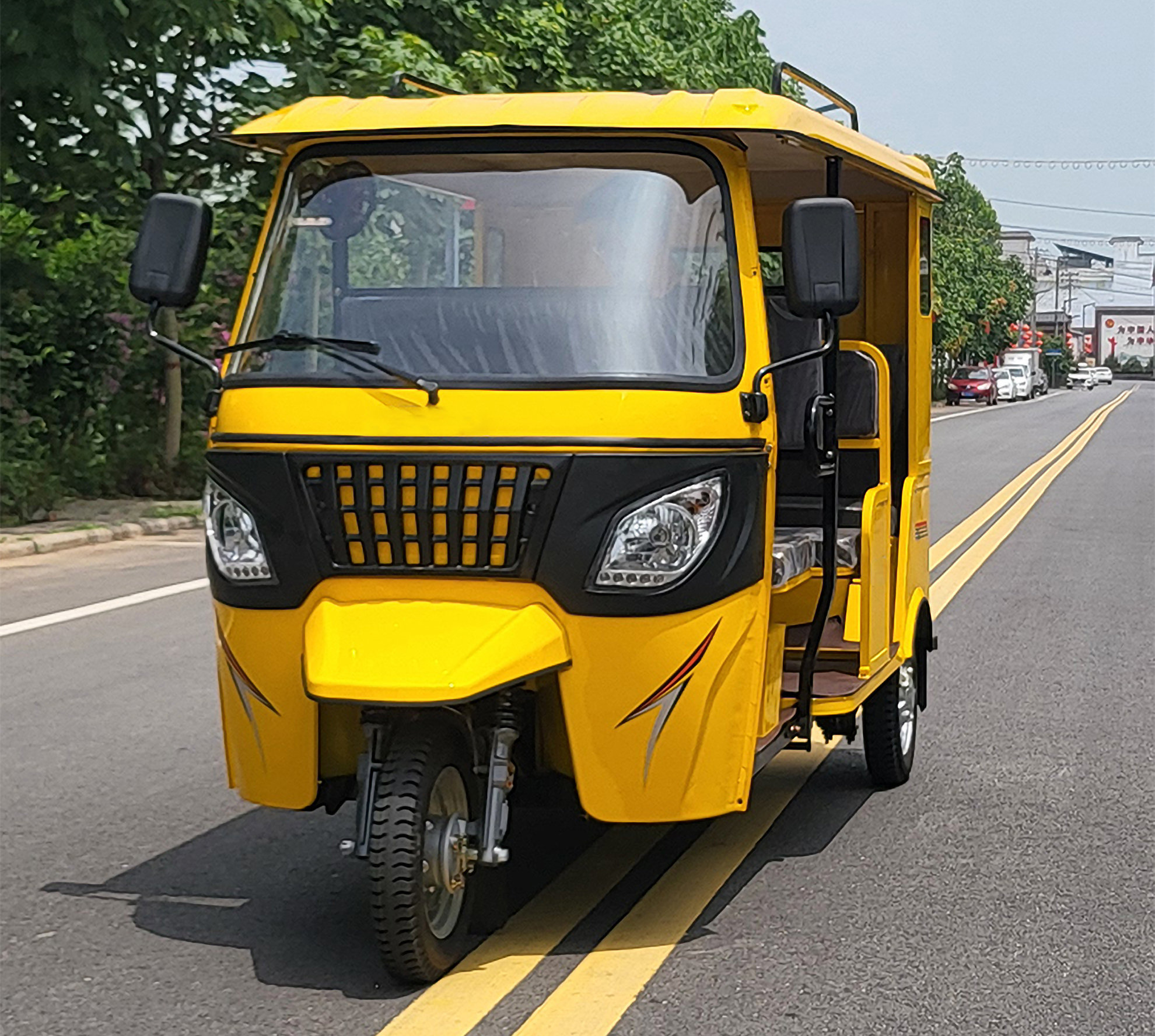 RX-L3 Gasoline Passenger Tricycle1
