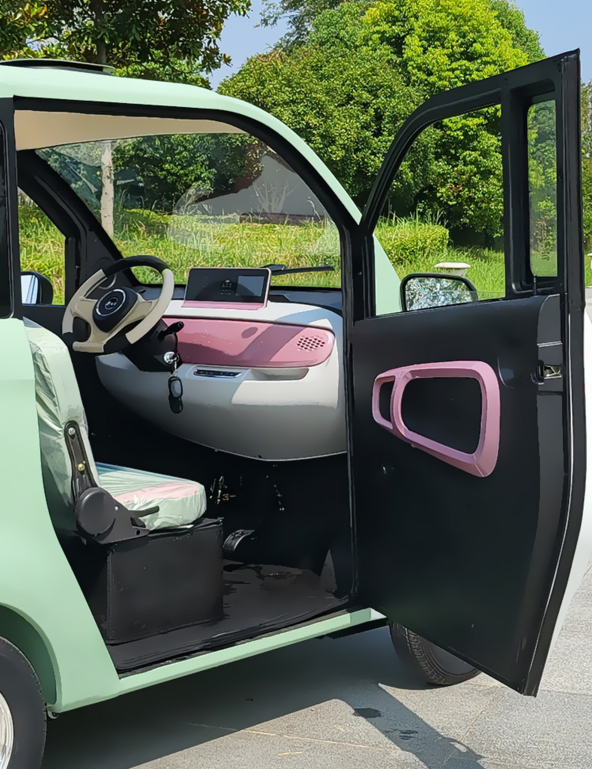 YD Electric Four-Wheeler4